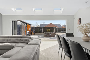 Photo 79- click for photo gallery